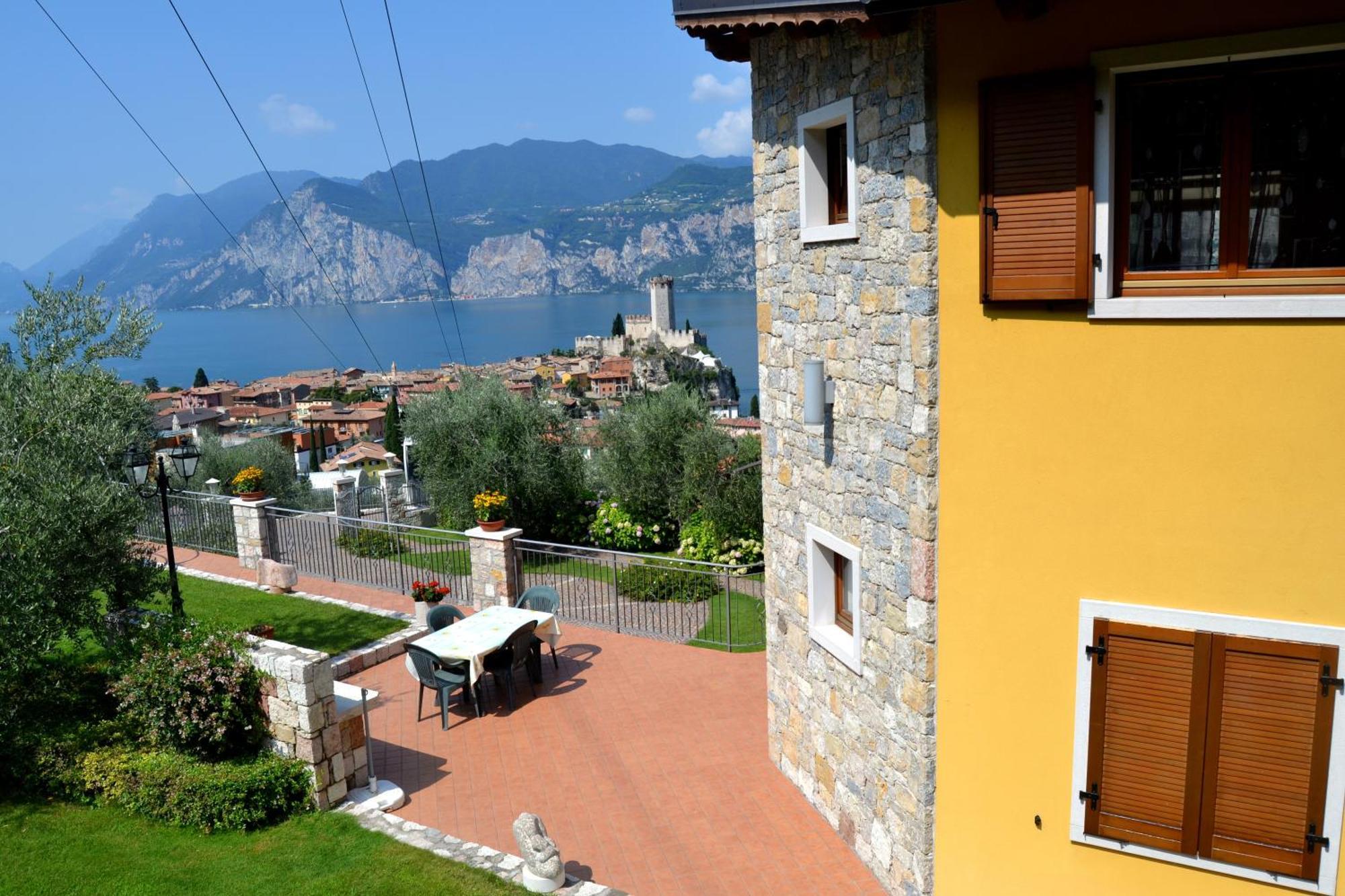 Appartamenti La Perla Malcesine Extérieur photo
